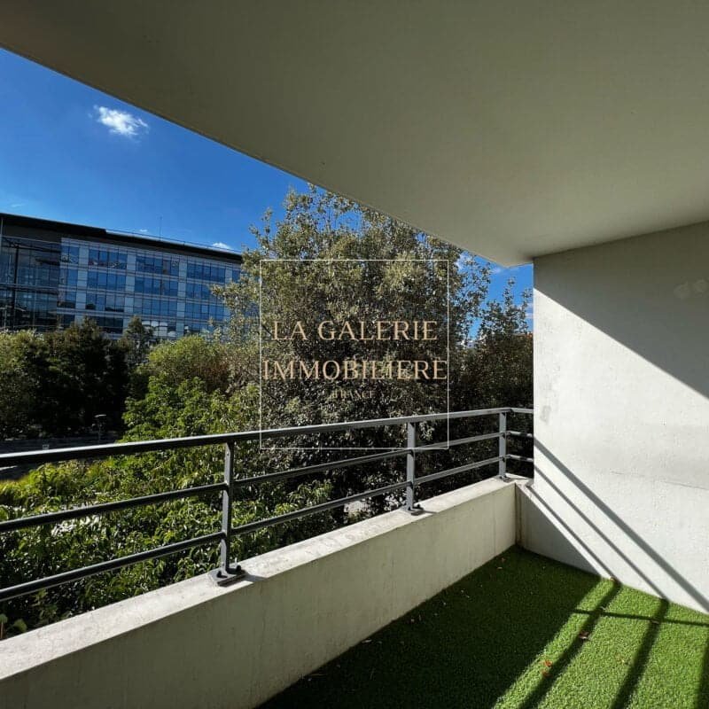 Appartement Familial 99m² 3 chambres – Blacon 6,50m² à Saint-Ouen (93400)