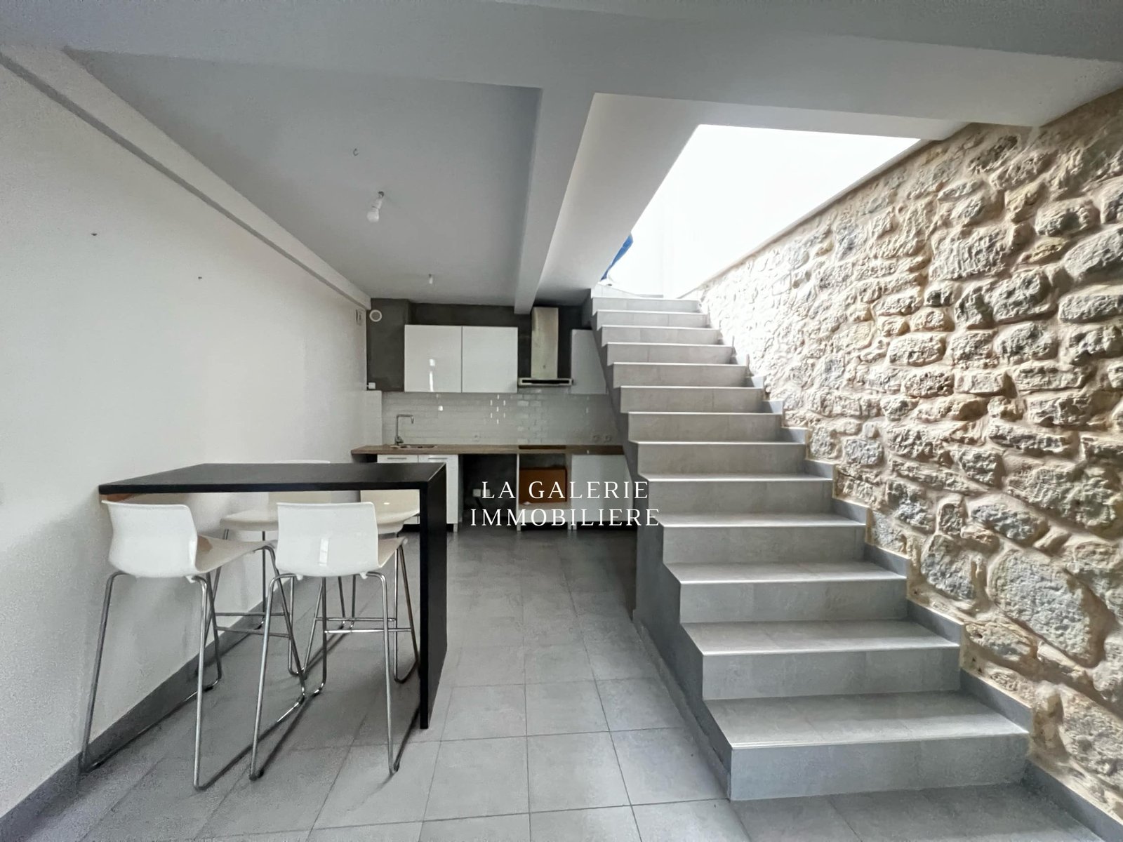 Location - Souplex 63m² avec jardin 46m² à Suresnes (92150) – Image 2