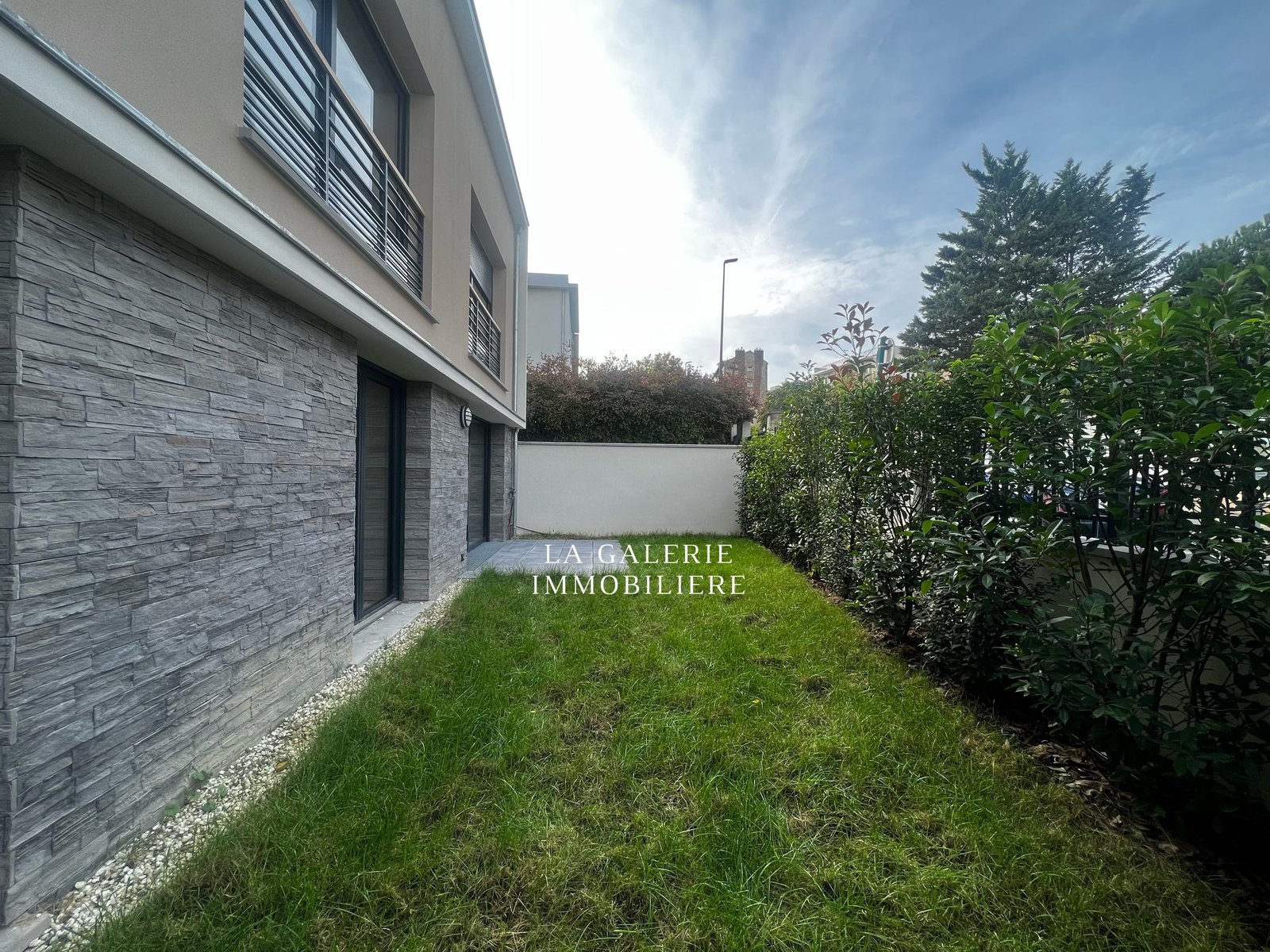 Appartement 3 pièces, jardin 55m² + Box à Suresnes (92150) – Image 3