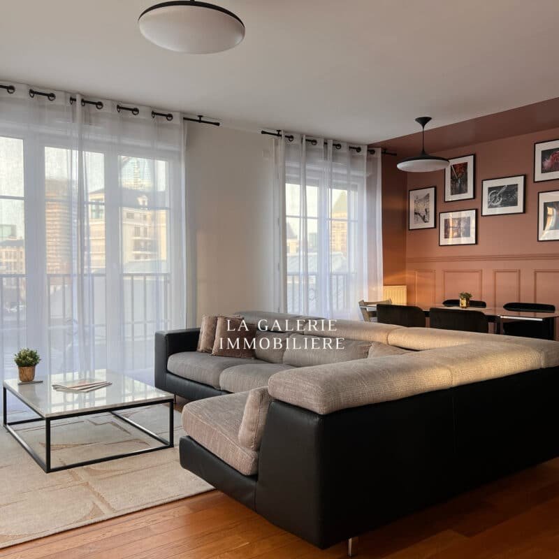 Location meublée – 3 pièces 80m², balcon et parking à Puteaux (92800)