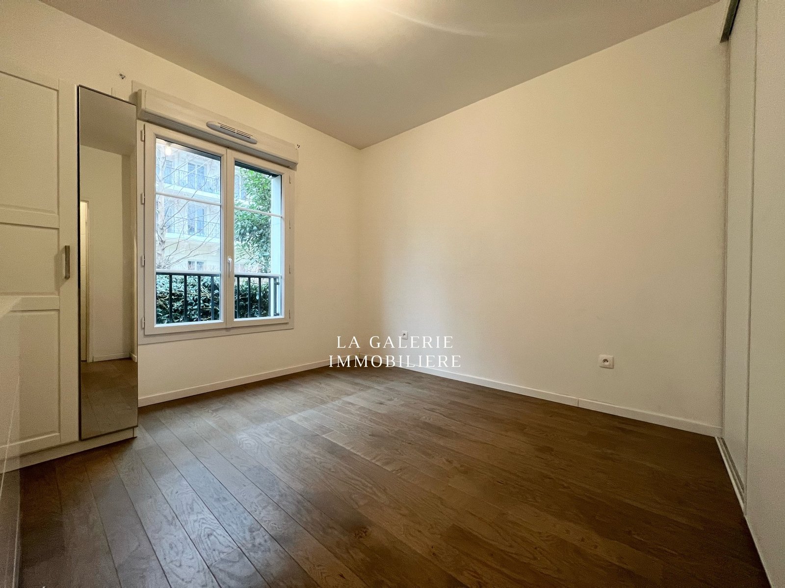 Appartement 3 pièces, jardin 17m² et grand parking à Puteaux (92800) – Image 7