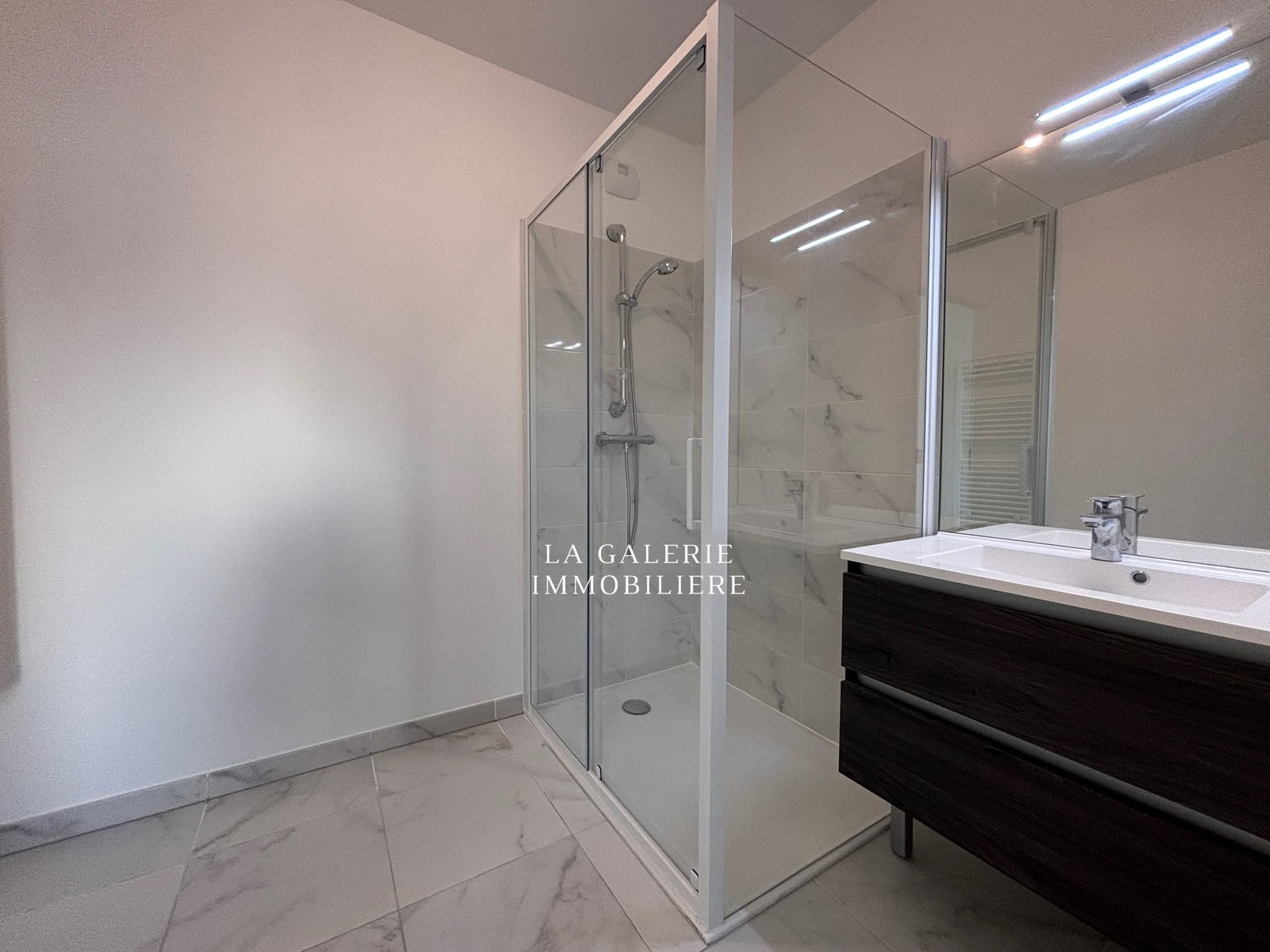 Appartement 2 pièces 49,10m², loggia + parking à Puteaux (92800) – Image 7