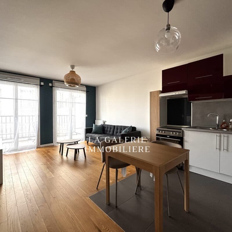 Location meublée – 2 pièces, balcon et parking à Puteaux (92800)