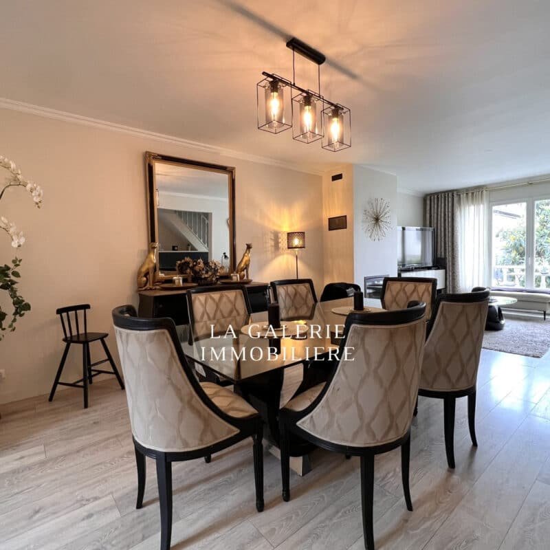 Maison 8 pièces 190m², terrasse et jardin 404m² à Nanterre (92000)