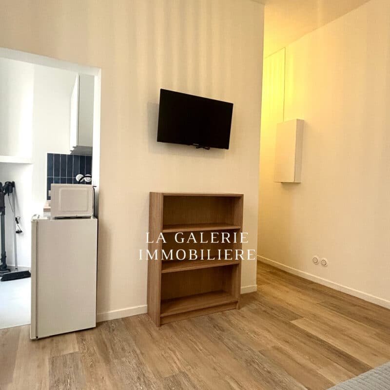 Location meublée – Studio 15,50m² et cave à Paris (75018)