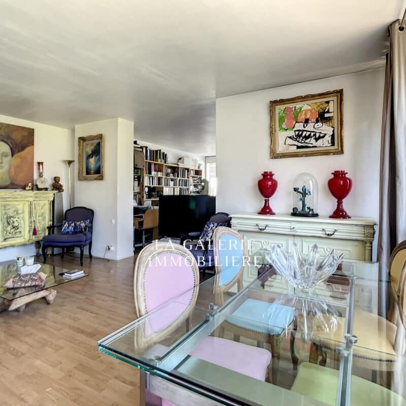 Appartement 4 pièces 91m², cave et parking à Courbevoie (92400)