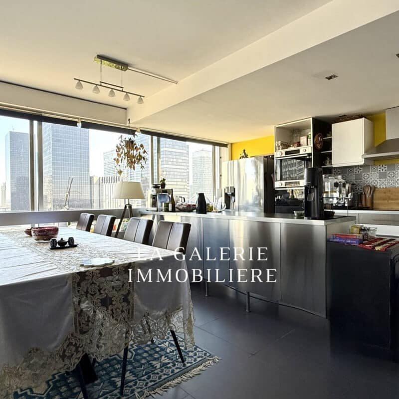 Appartement 4 pièces 94m², cave + parking à Puteaux (92800)