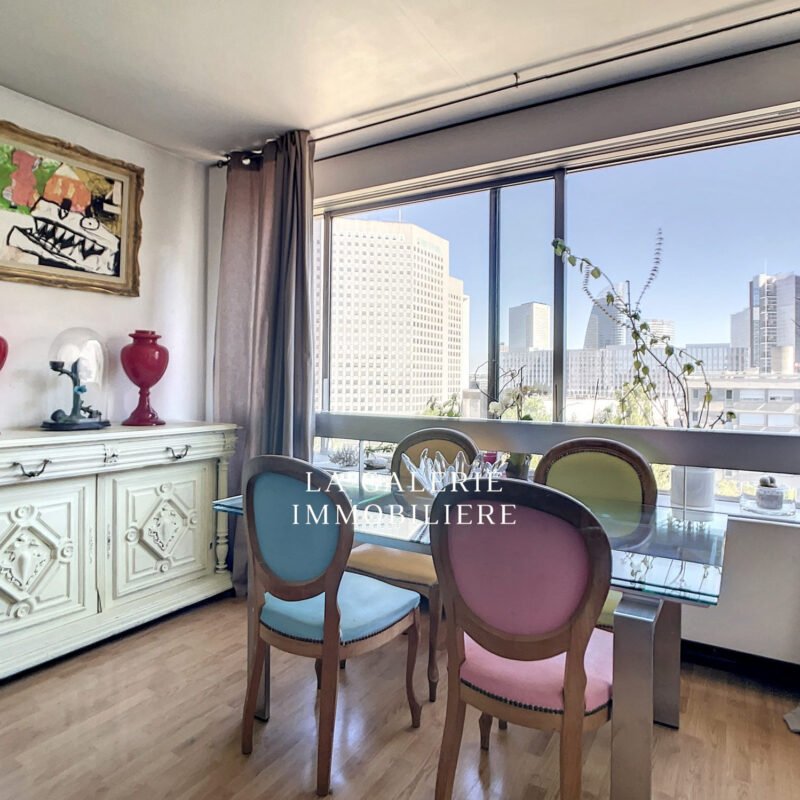 Appartement 3 pièces 91m², cave et parking à Puteaux (92800)