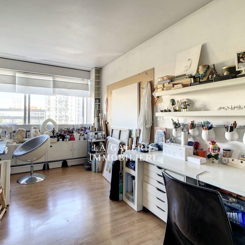 Appartement 3 pièces 91m², cave et parking à Puteaux (92800)