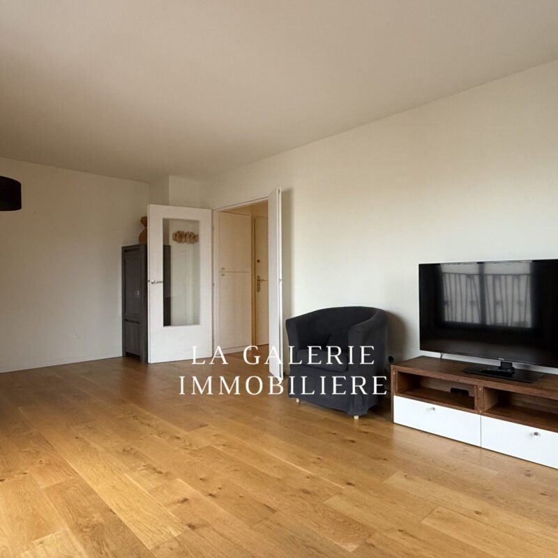 Location meublée – 3 pièces 67m², terrasse et parking à Puteaux (92800)